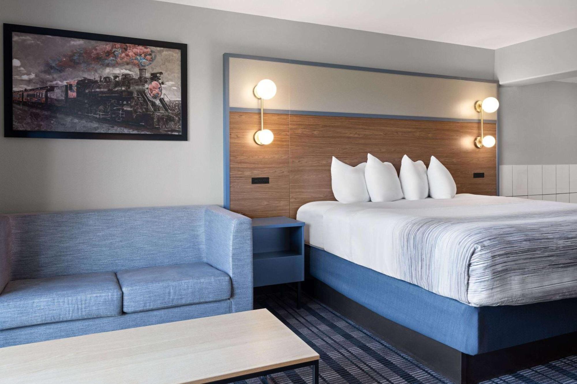 AmericInn by Wyndham Beaver Dam Eksteriør bilde