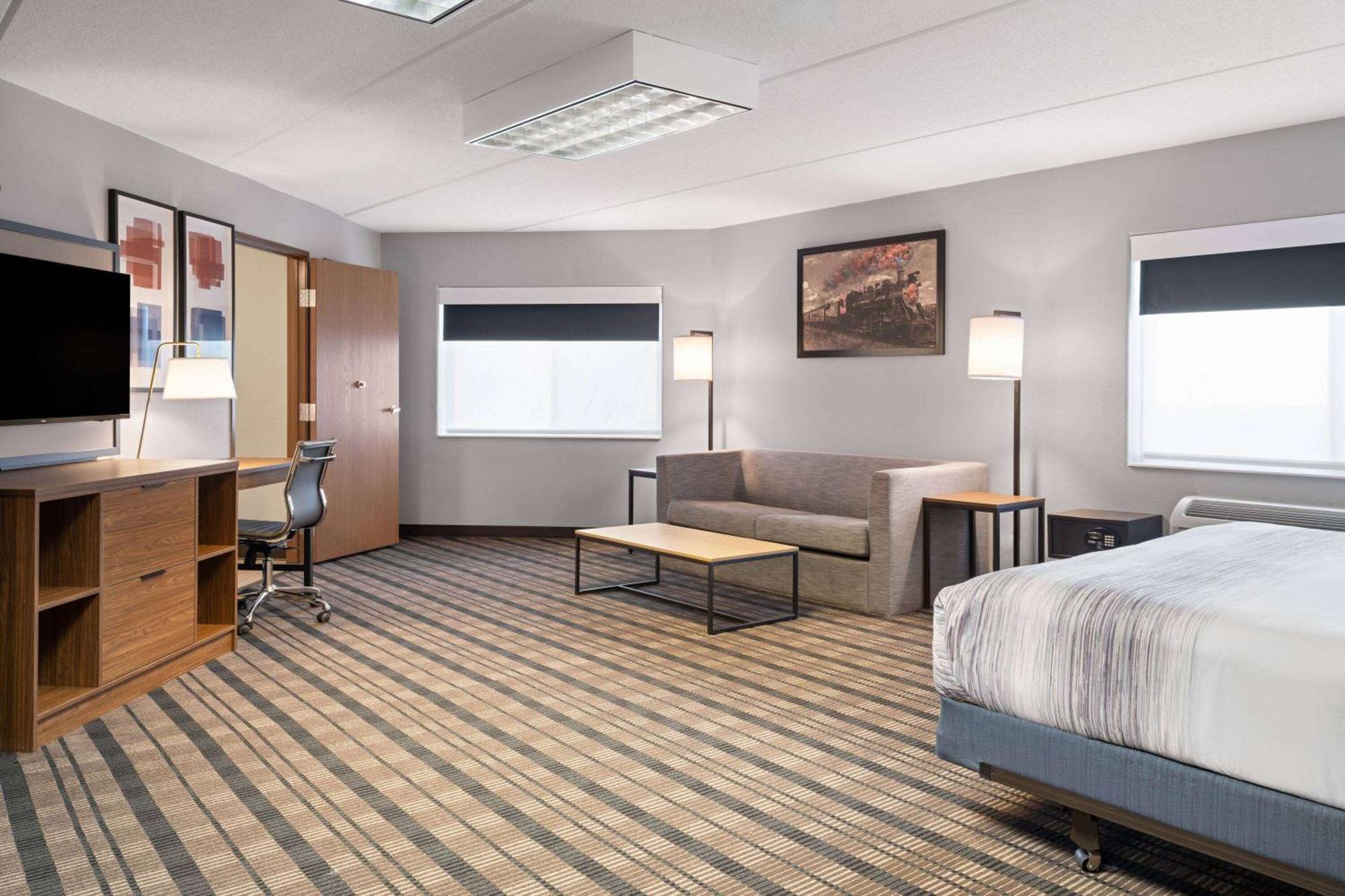 AmericInn by Wyndham Beaver Dam Eksteriør bilde